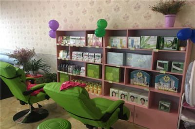 開化妝品店好嗎？小資生活領銜美妝市場新格局下的生活美容服務